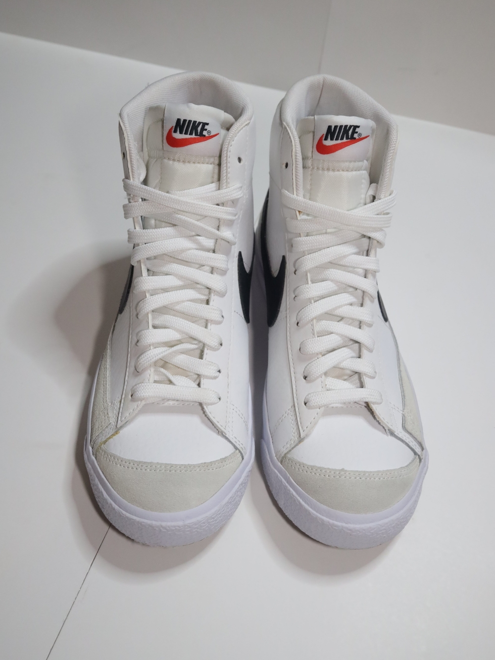 Nike Blazer Mid 77 Size 7Y Model DA4086-100